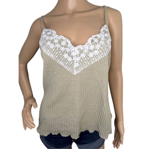 SHEIN Adjustable Spaghetti Strap Baby Doll Top With Lace Detail - Picture 1 of 5